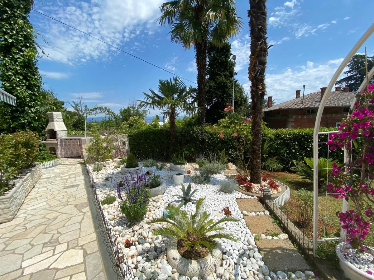Guesthouse Villa Stanger 2 Lovran Bagian luar foto